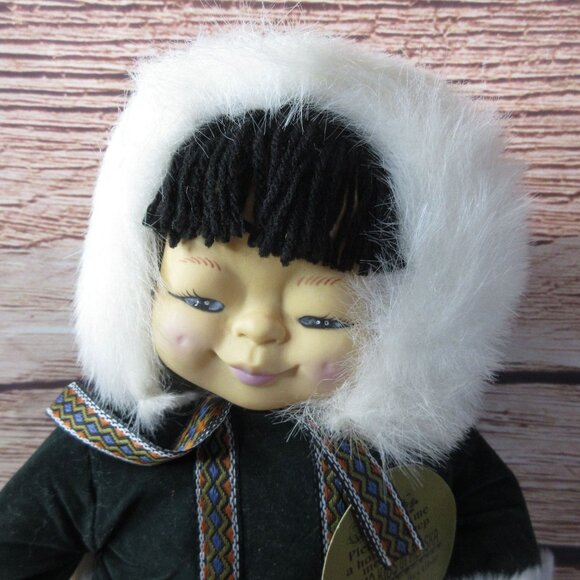 Eskimo Kids of Alaska 15 Inch Doll Vintage 1980s Made in Taiwan - Picture 3 of 6